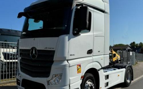 Mercedes-Benz Actros 1845LS Sattelzugmaschine