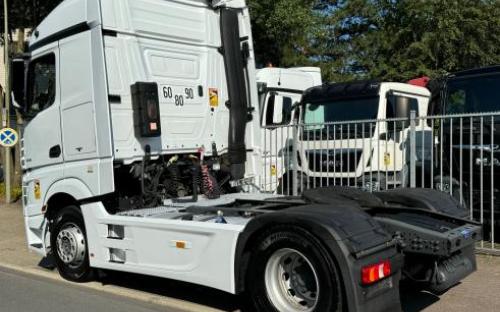 Mercedes-Benz Actros 1845LS Sattelzugmaschine