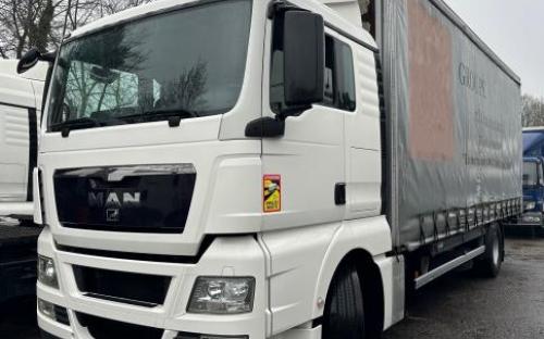 MAN TGX 18.360 Pritsche + Plane