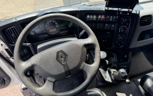 Renault D13 Kipper mit PK9002 Kran